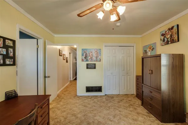 $154,000 | 1008 West Hamilton Street, Olney, TX 76374