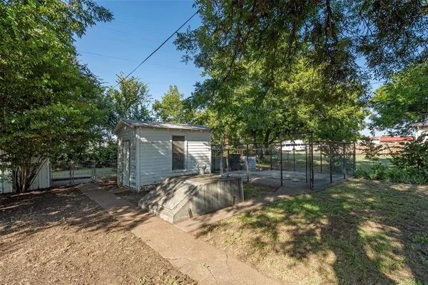$154,000 | 1008 West Hamilton Street, Olney, TX 76374