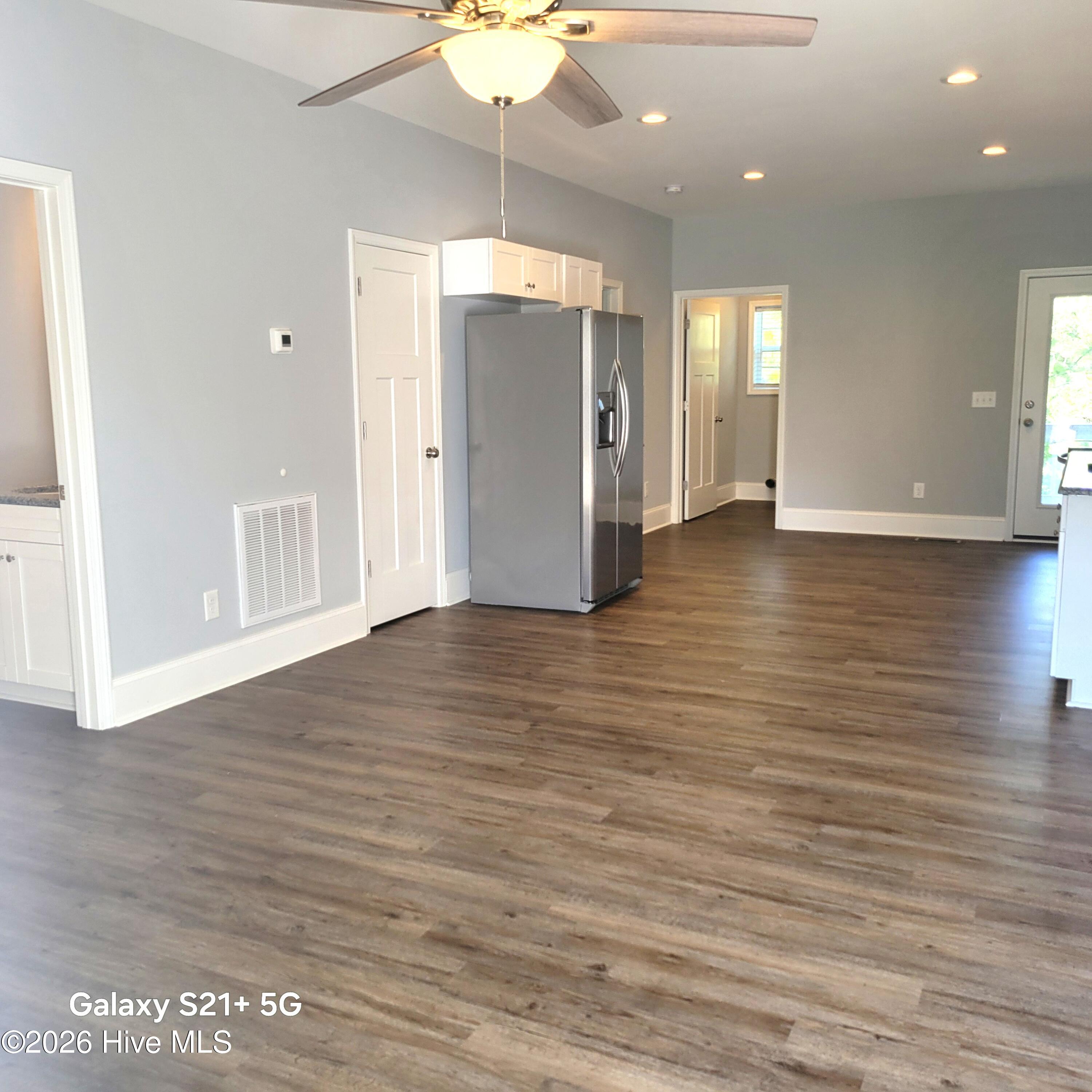 84 Knoll Road Southern Pines, NC 28387 - Photo 3 of 28