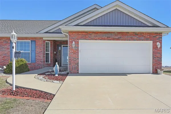 $254,900 | 188 Bay Meadow Circle, Moro, IL 62067