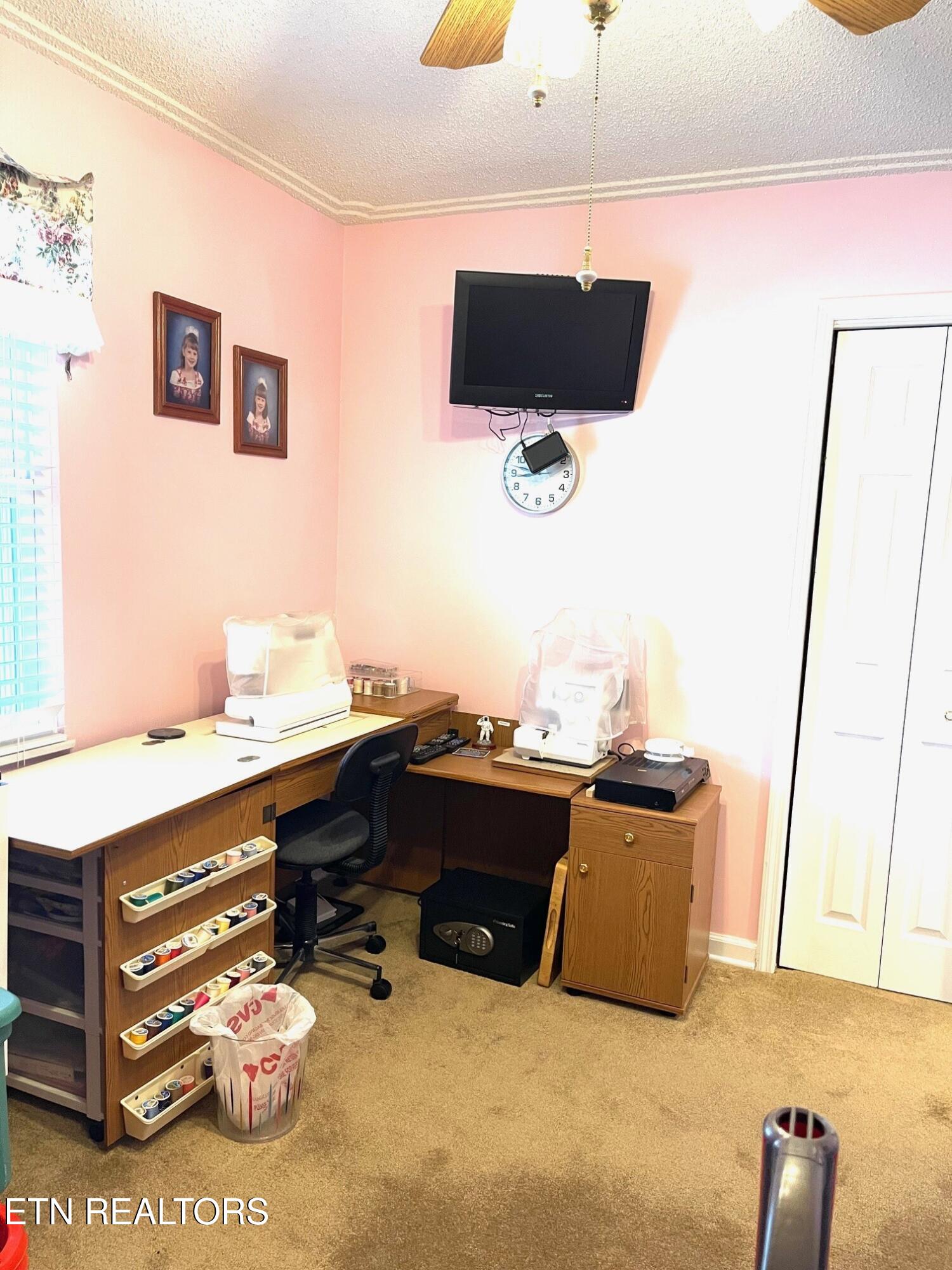 4648 Robindale Road Knoxville, TN 37921 - Photo 22 of 49 thumbnail_IMG_3056