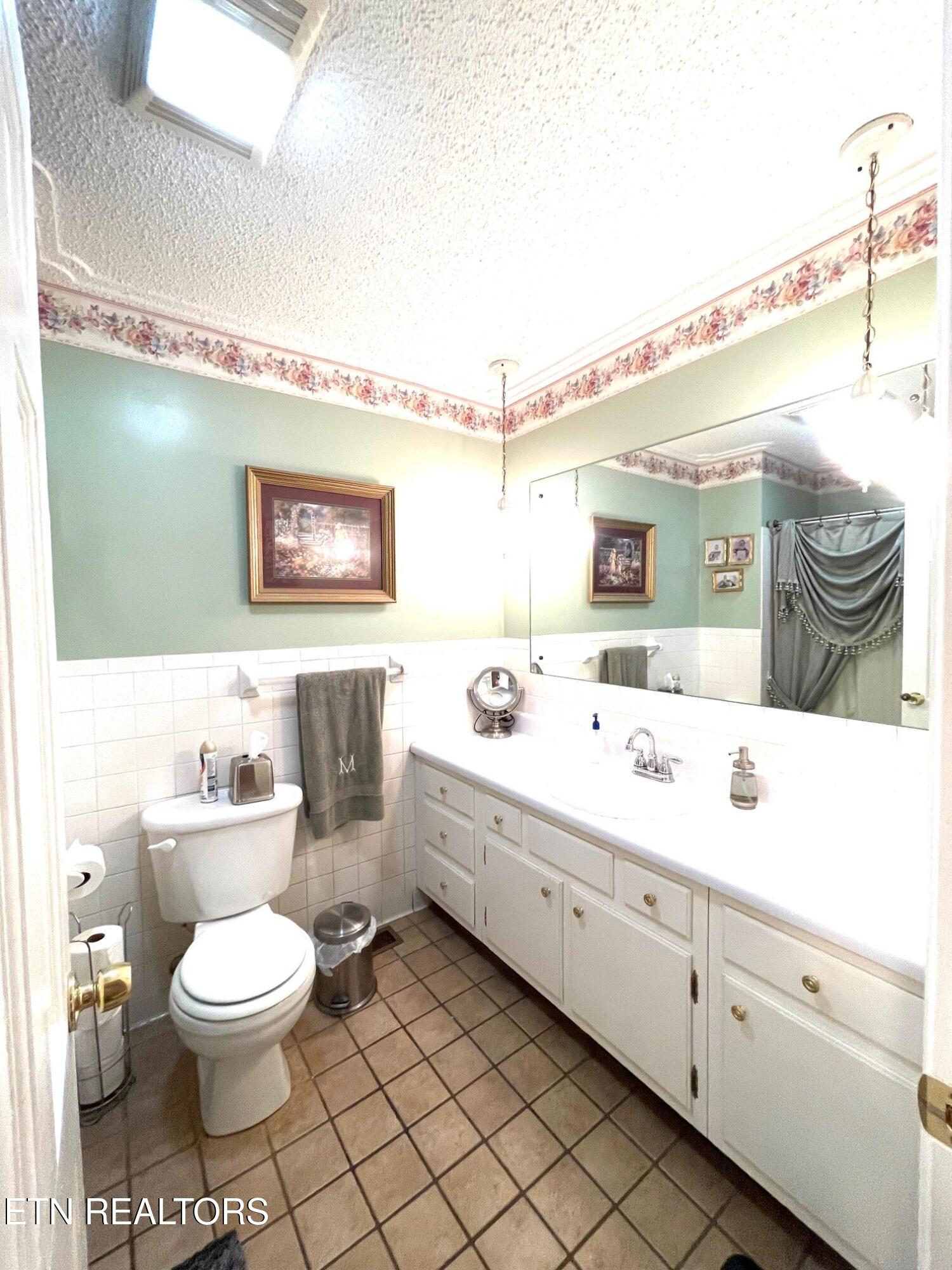 4648 Robindale Road Knoxville, TN 37921 - Photo 26 of 49 thumbnail_IMG_3051