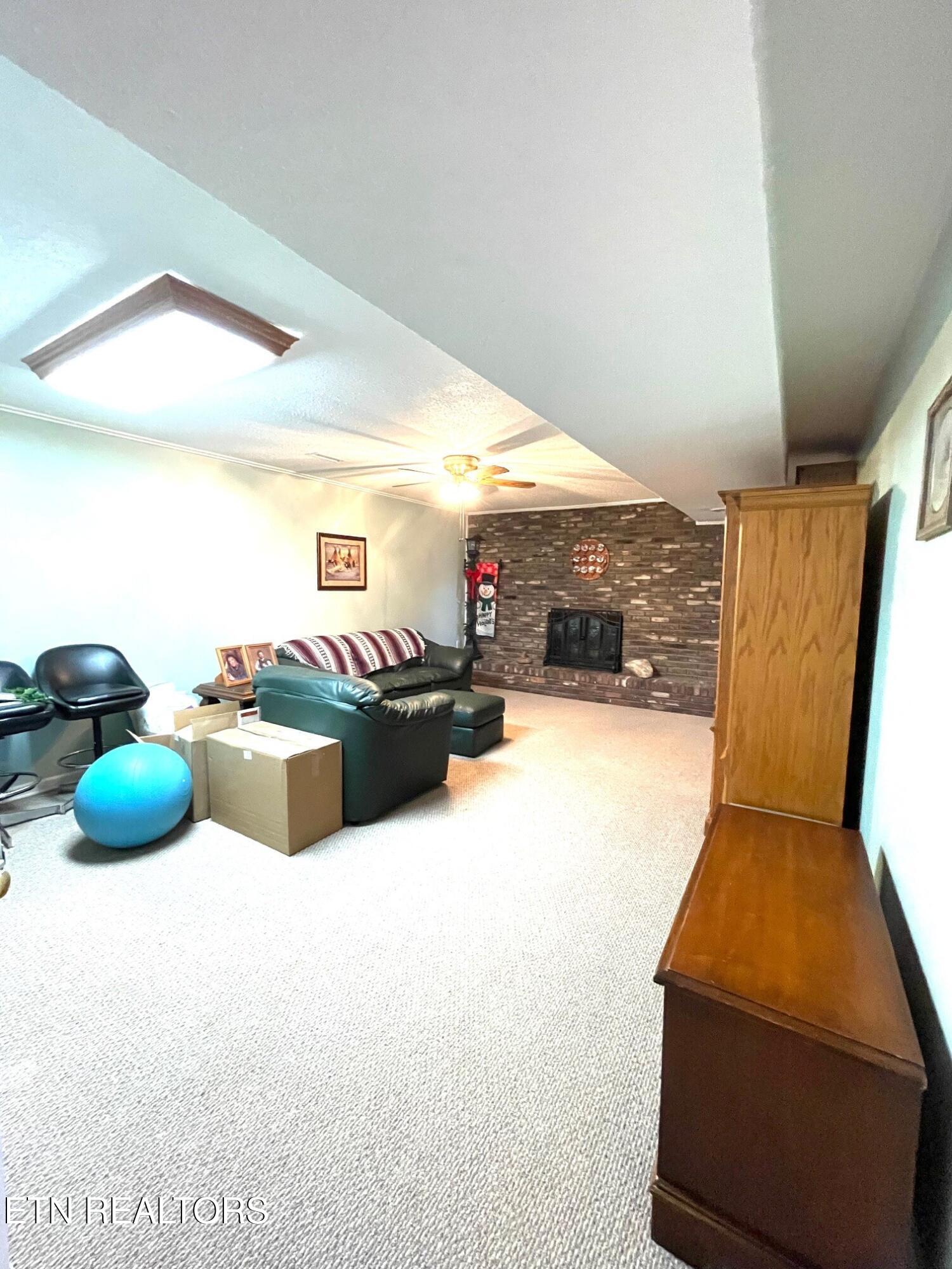 4648 Robindale Road Knoxville, TN 37921 - Photo 27 of 49 thumbnail_IMG_3067