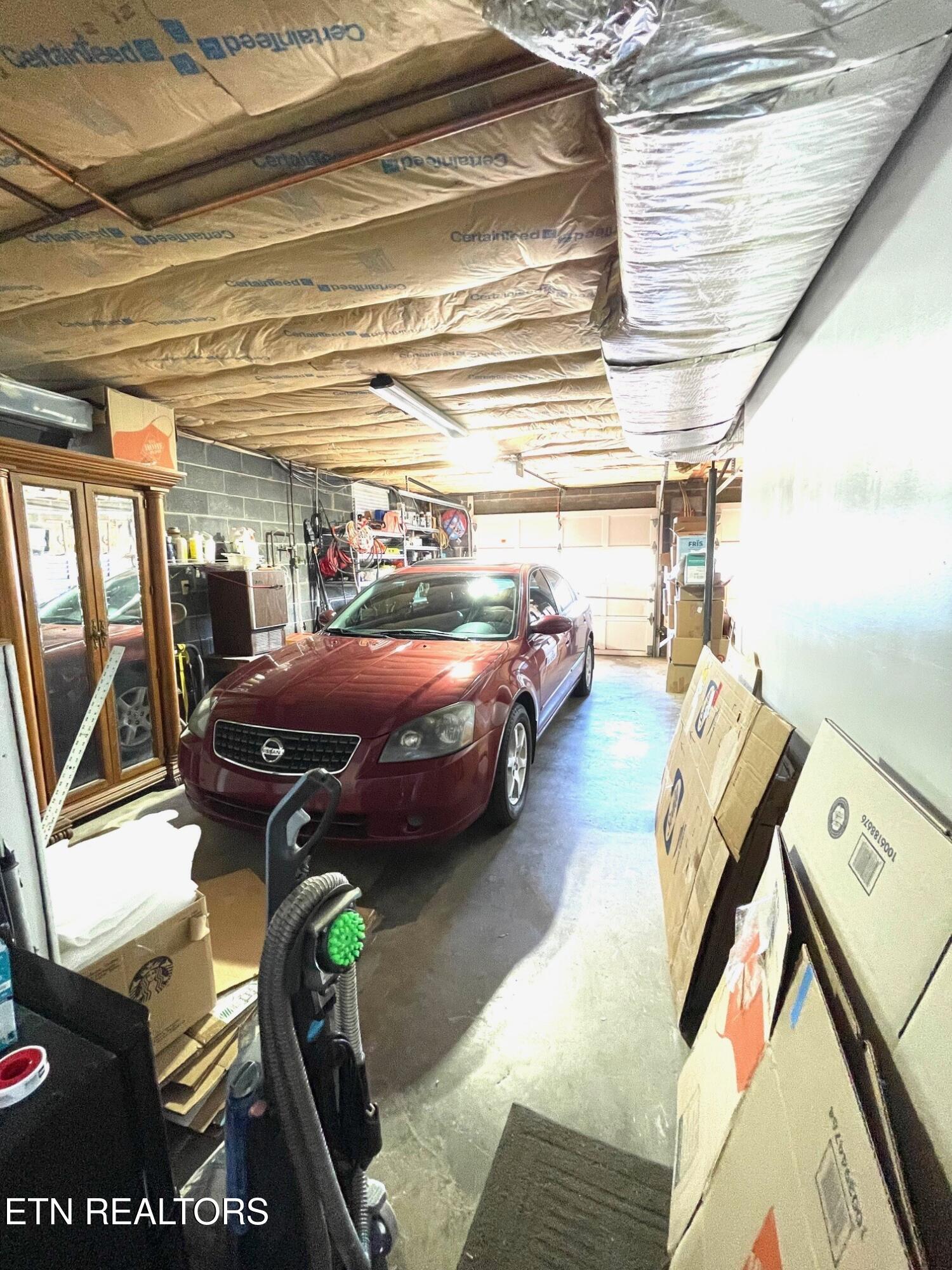 4648 Robindale Road Knoxville, TN 37921 - Photo 36 of 49 thumbnail_IMG_3072