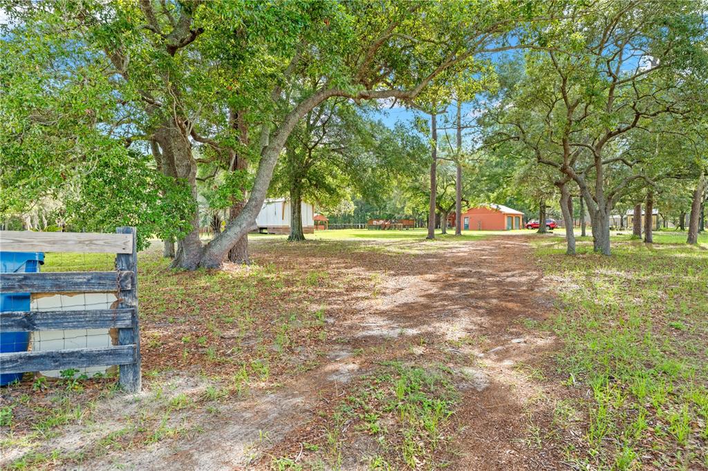 8378 Grove Road Brooksville, FL 34613 - Photo 17 of 70