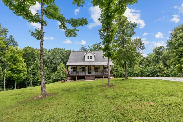 $875,000 | 5382 Highway 49, Vanleer, TN 37181