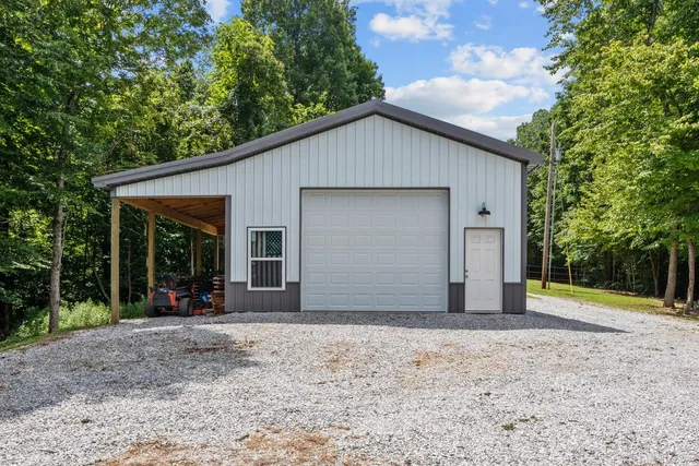 $875,000 | 5382 Highway 49, Vanleer, TN 37181