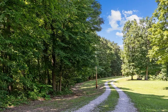 $875,000 | 5382 Highway 49, Vanleer, TN 37181