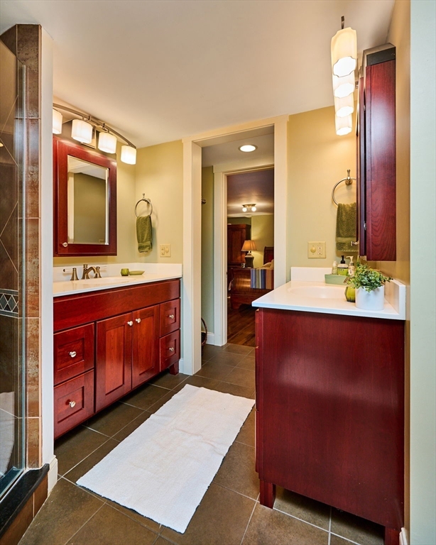 120 Hockanum Road Hadley, MA 01035 - Photo 23 of 40