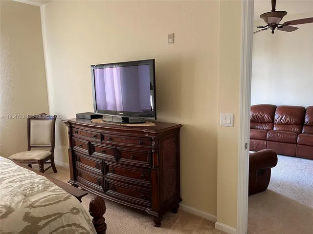 $2,500 | 3500 Oaks Clubhouse Drive, Unit 308, Pompano Beach, FL 33069