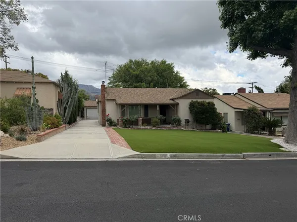 $1,300,000 | 2414 North Lamer Street, Burbank, CA 91504