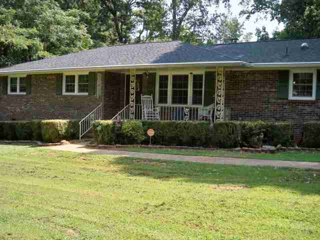 209 Clarke Stream Drive Anderson, SC 29621 - Photo 2 of 25 Gallery Image 2