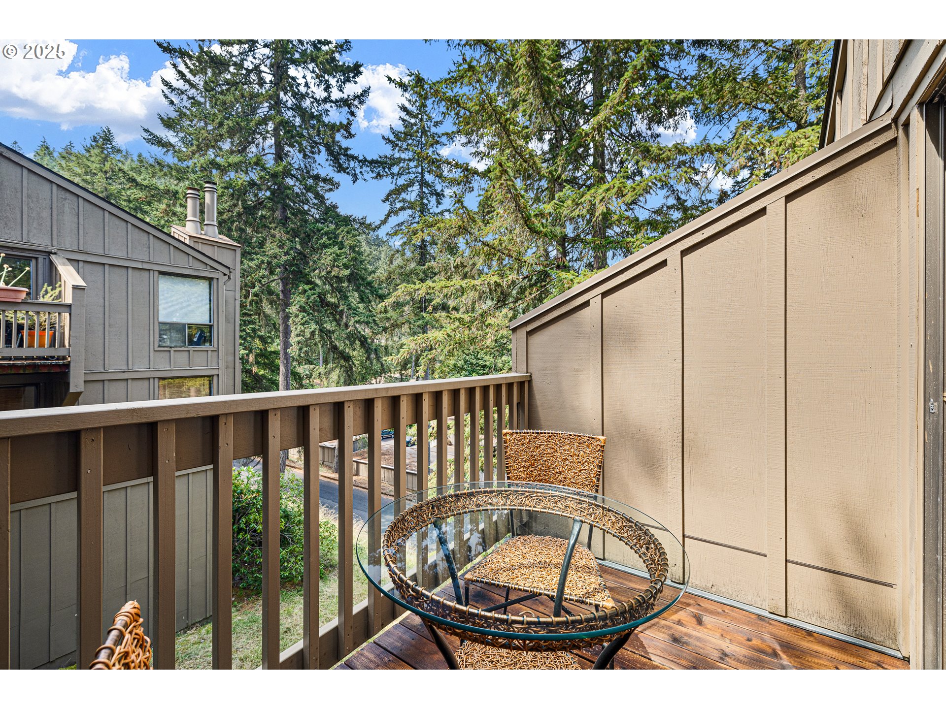201 Trailside Loop Eugene, OR 97405 - Photo 19 of 37 Gallery Image 19
