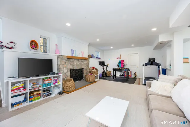 $17,000 | 20 Outlook Drive, Darien, CT 06820