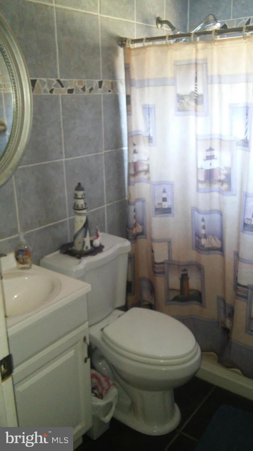 24 Quay Road Levittown, PA 19057 - Photo 12 of 14 Gallery Image 12