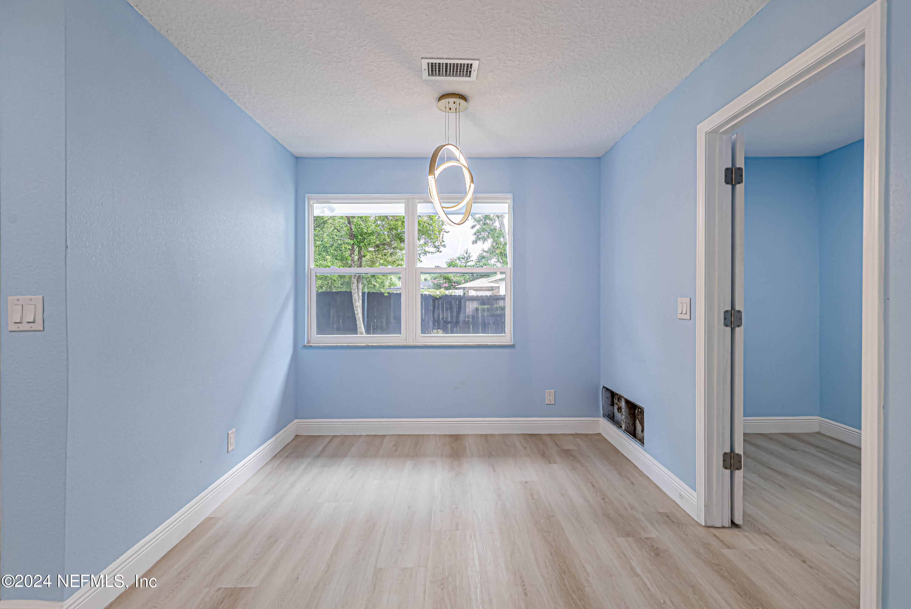 7557 Holiday Road South Jacksonville, FL 32216 - Photo 23 of 47 Family Room Nook