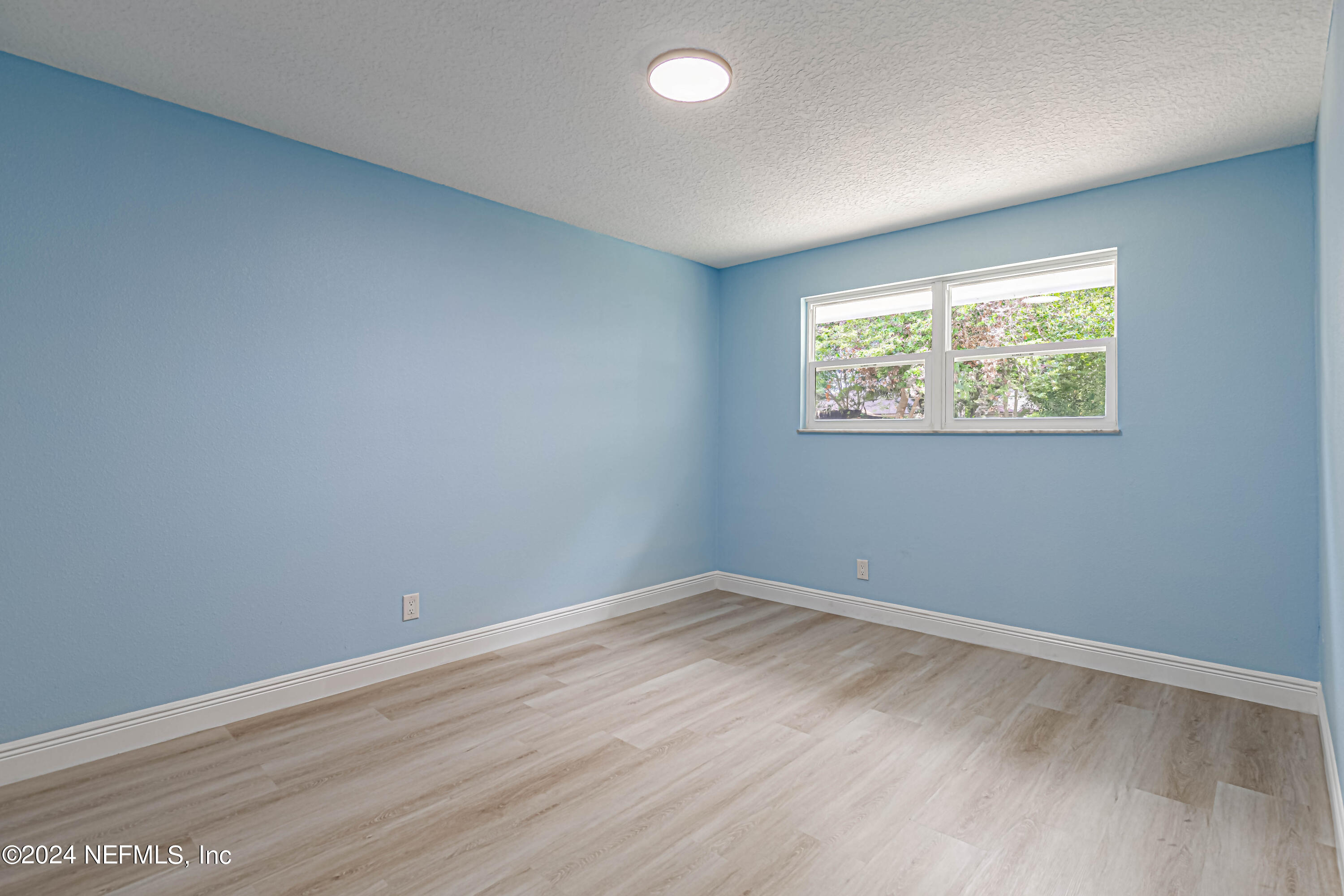 7557 Holiday Road South Jacksonville, FL 32216 - Photo 33 of 47 3rd Bedroom