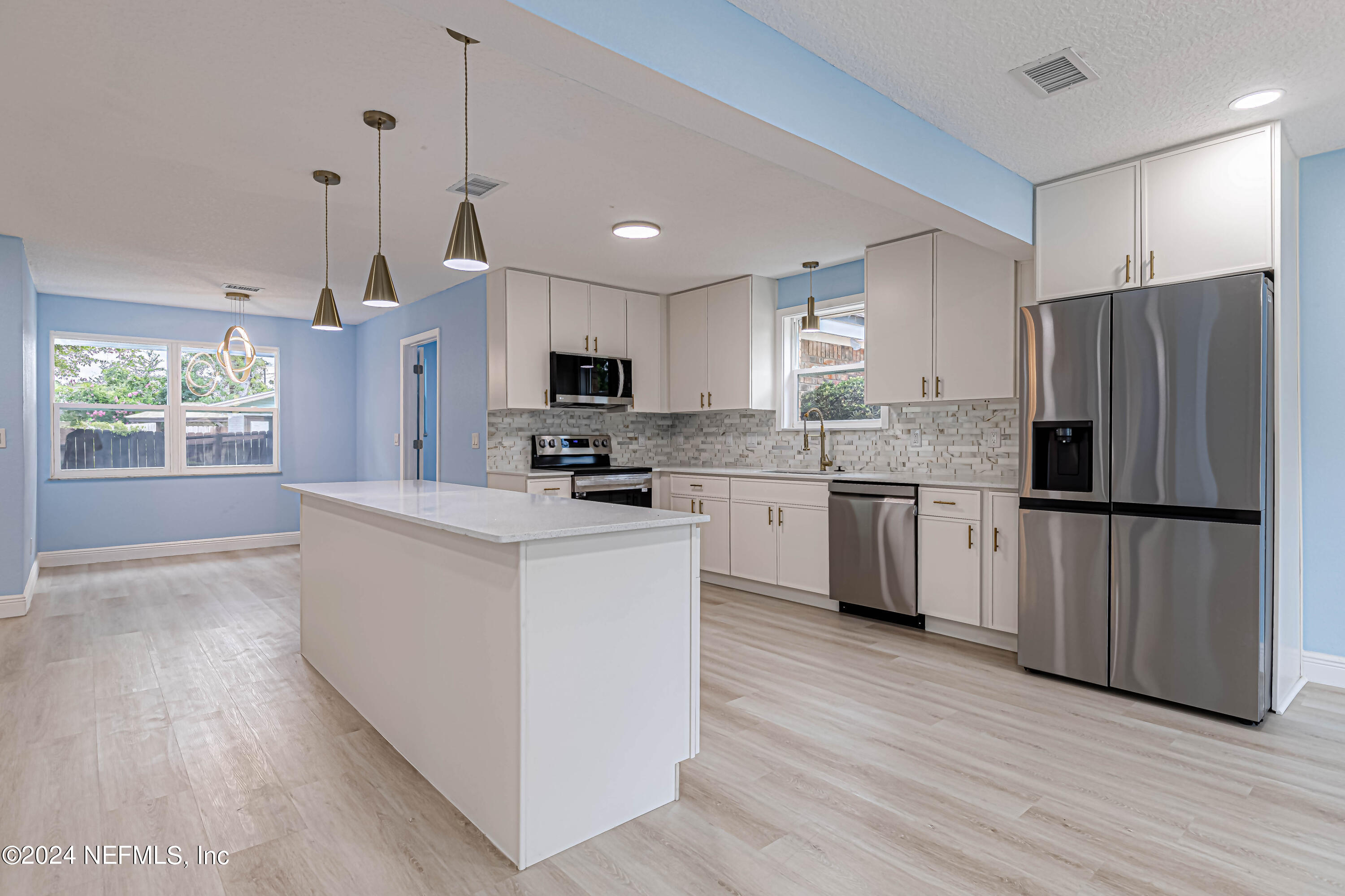 7557 Holiday Road South Jacksonville, FL 32216 - Photo 9 of 47 Kitchen