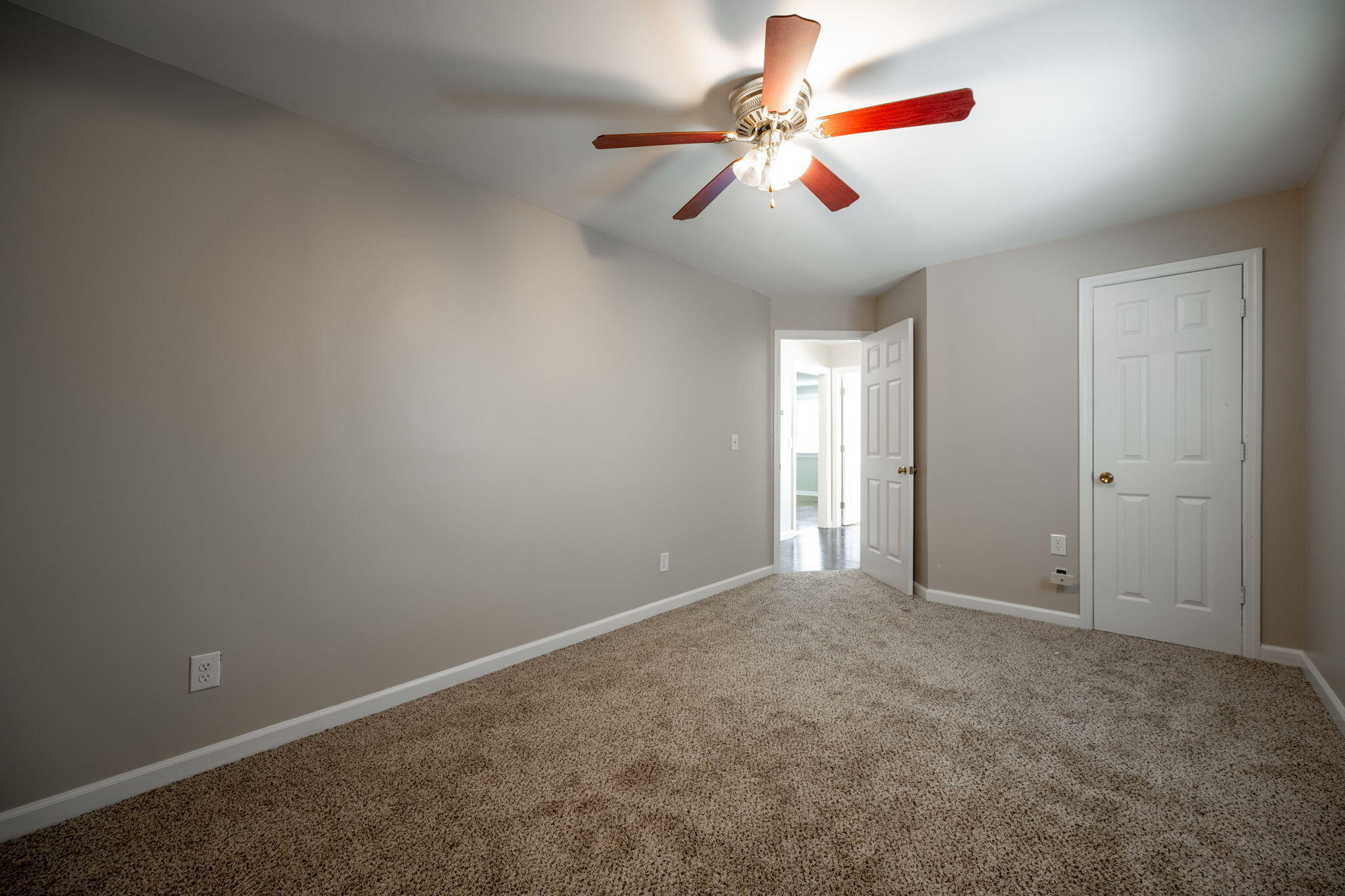 1015 Shallowford Road Chattanooga, TN 37411 - Photo 10 of 20 6-web-or-mls-DSC_8968
