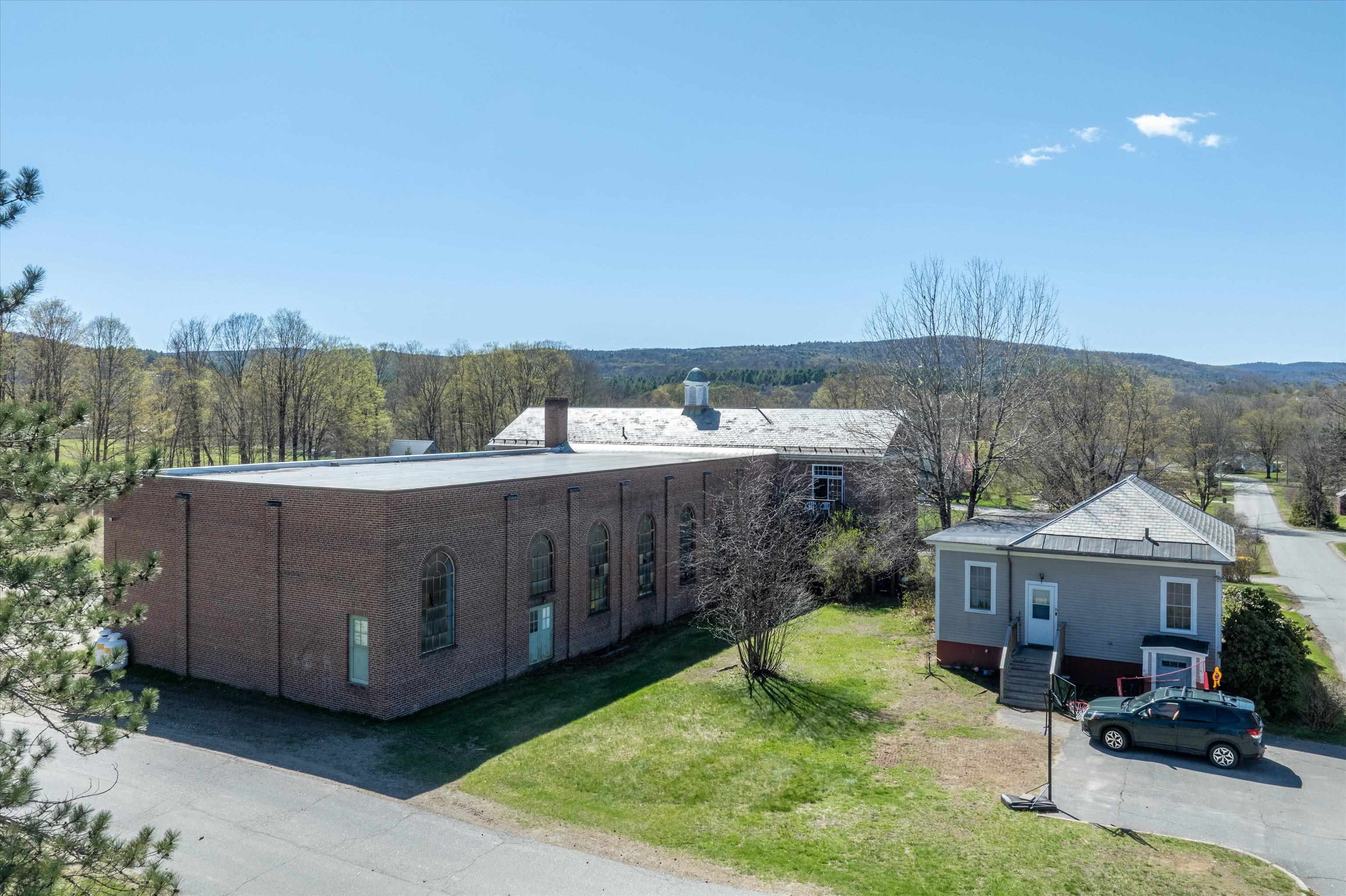 14 Westminster Street Rockingham, VT 05101 - Photo 23 of 39