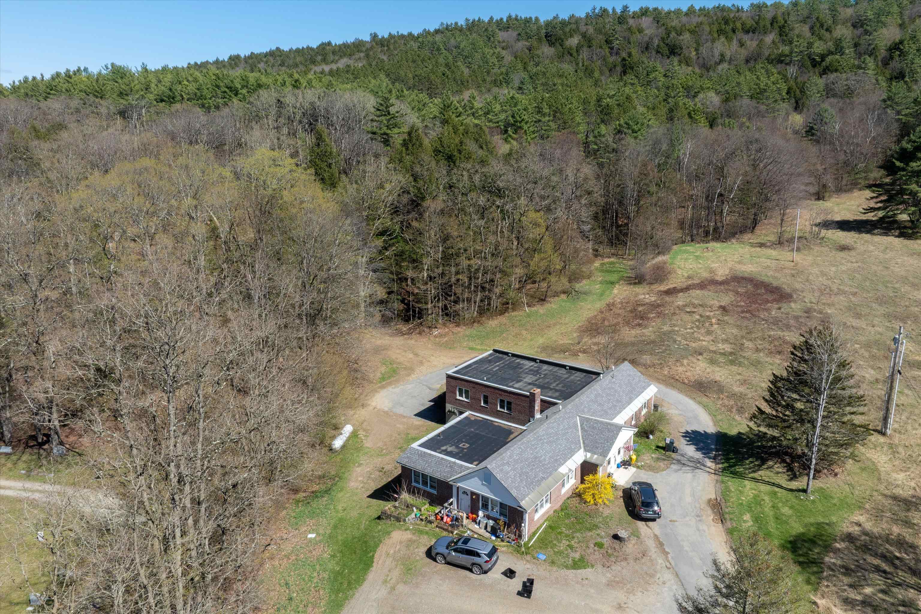 14 Westminster Street Rockingham, VT 05101 - Photo 9 of 39