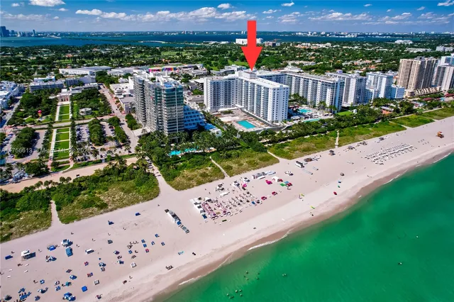 $850,000 | 2301 Collins Avenue, Unit 432, Miami Beach, FL 33139