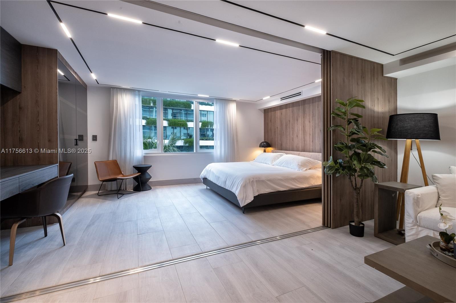 2301 Collins Avenue, Unit 432 Miami Beach, FL 33139 - Photo 5 of 40