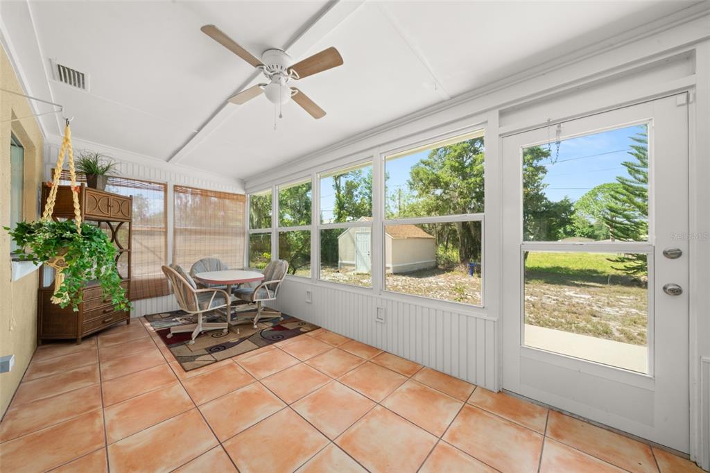 111 Lemon Road Northwest Lake Placid, FL 33852 - Photo 18 of 49