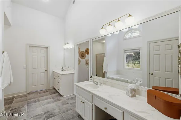 $685,000 | 124 Dominion Parkway, Brandon, MS 39042