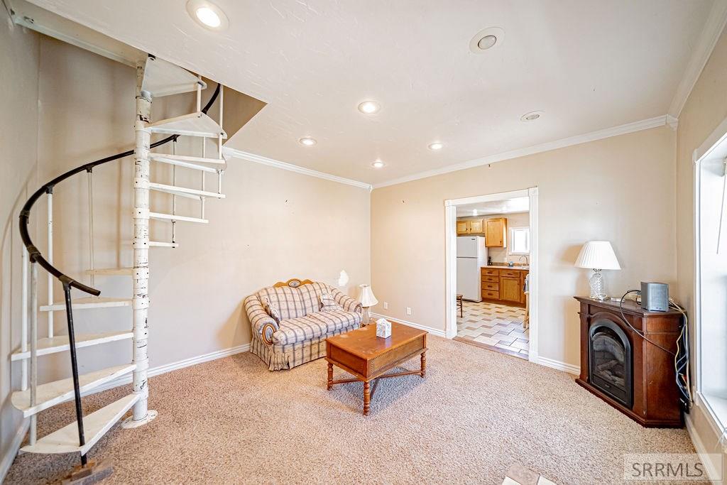 407 West Main Street St. Anthony, ID 83445 - Photo 4 of 41