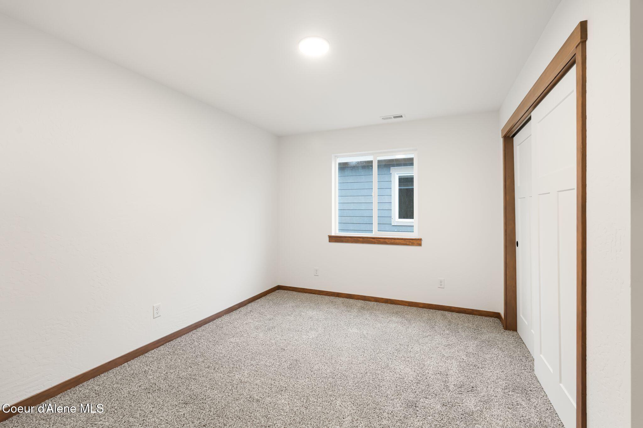 2224 Maverick Court Sandpoint, ID 83864 - Photo 18 of 33 18_A7407933