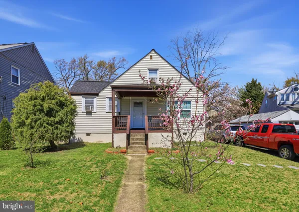$349,000 | 6404 Oliver Street, Riverdale, MD 20737