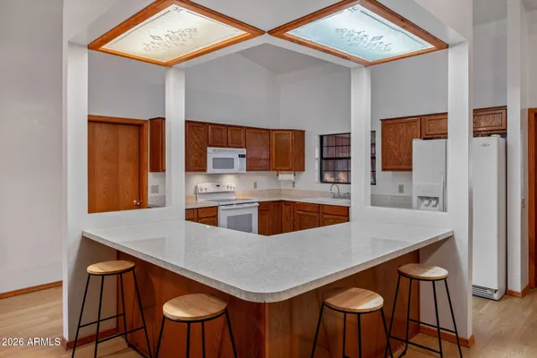 $530,000 | 2202 Forest Park Drive, Overgaard, AZ 85933