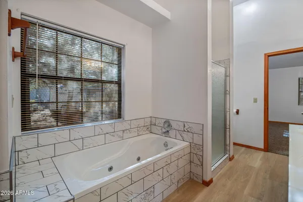 $530,000 | 2202 Forest Park Drive, Overgaard, AZ 85933