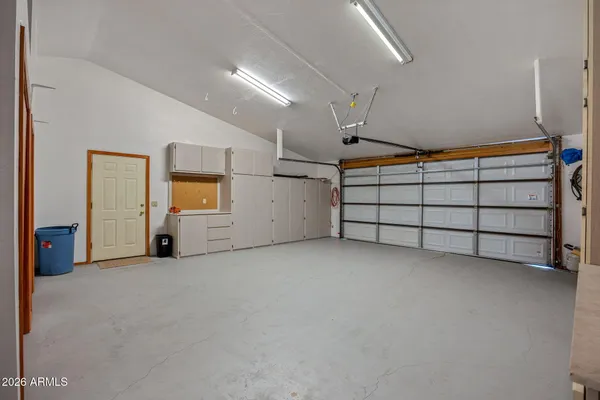 $530,000 | 2202 Forest Park Drive, Overgaard, AZ 85933