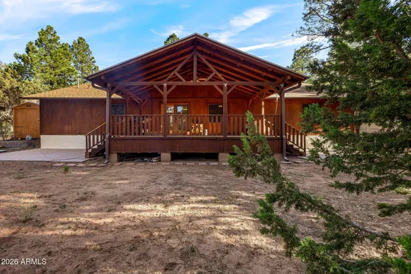 $530,000 | 2202 Forest Park Drive, Overgaard, AZ 85933