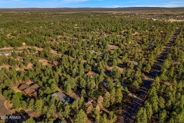 $530,000 | 2202 Forest Park Drive, Overgaard, AZ 85933