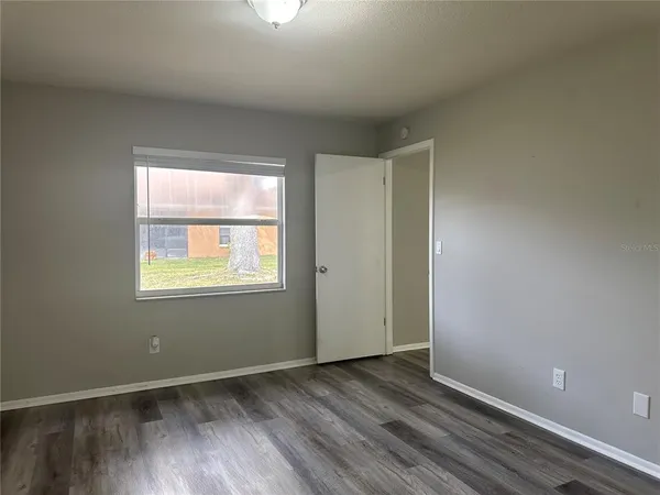 $2,900 | 3935 105th Avenue North, Clearwater, FL 33762