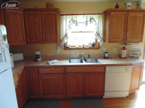 8387 Coldwater Road Flushing, MI 48433 - Photo 25 of 29 20372827-24.JPG