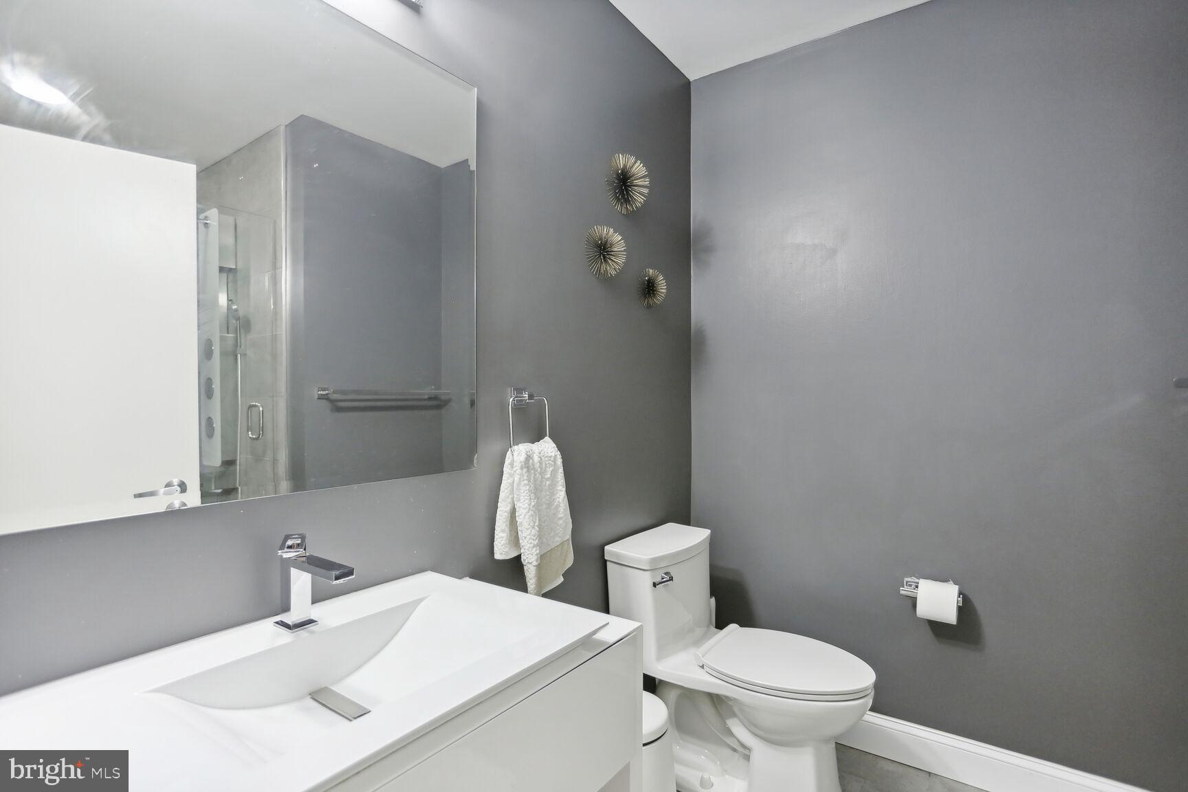 1700 Kalorama Road Northwest, Unit 312 Washington, DC 20009 - Photo 12 of 17