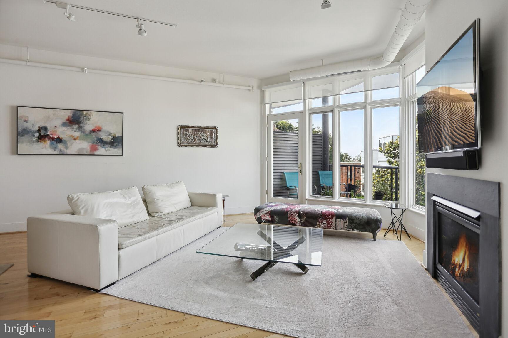 1700 Kalorama Road Northwest, Unit 312 Washington, DC 20009 - Photo 2 of 17