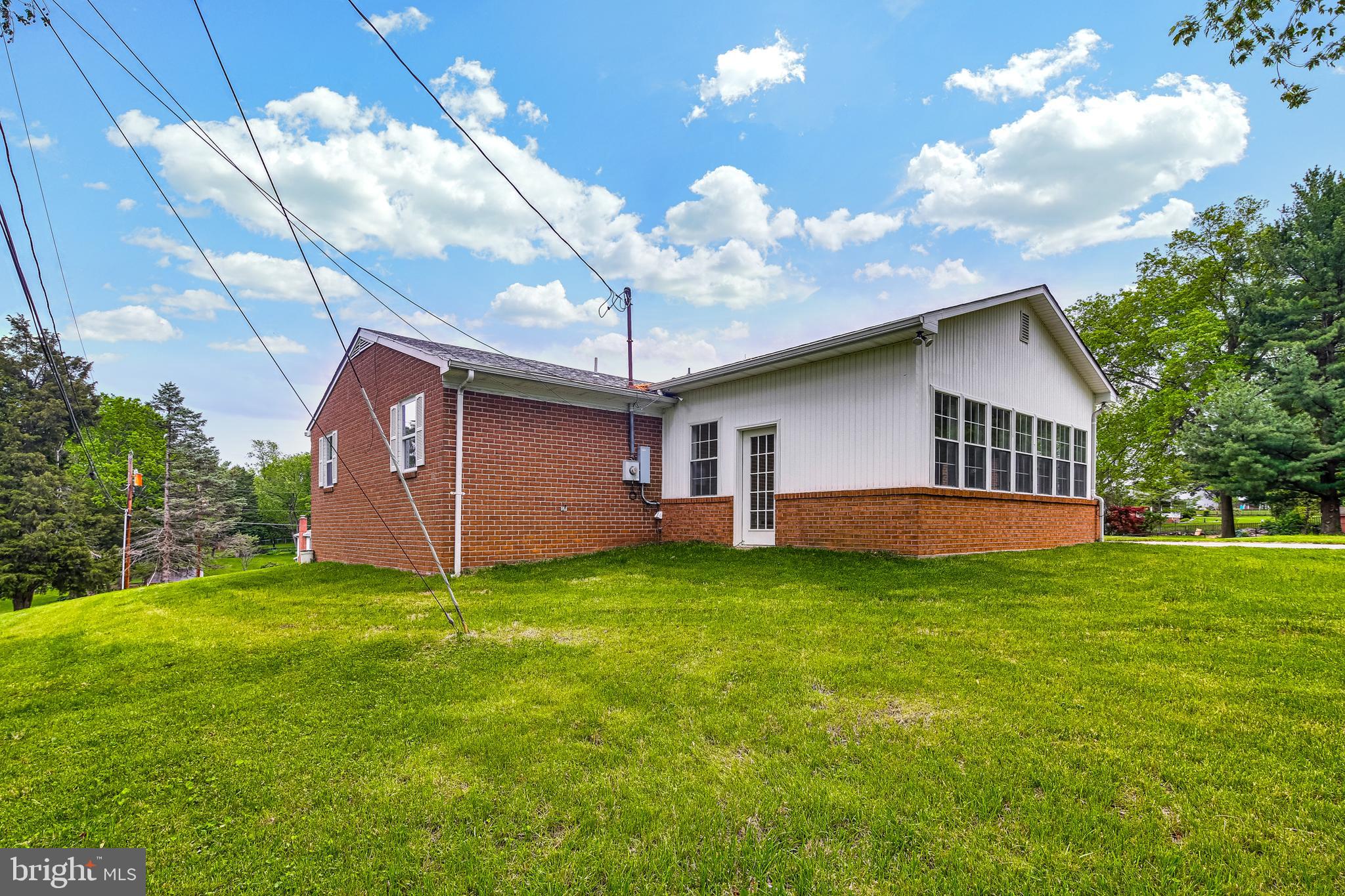 9736 Clover Heights Road Hagerstown, MD 21740 - Photo 5 of 23 Rear Exterior Left Side