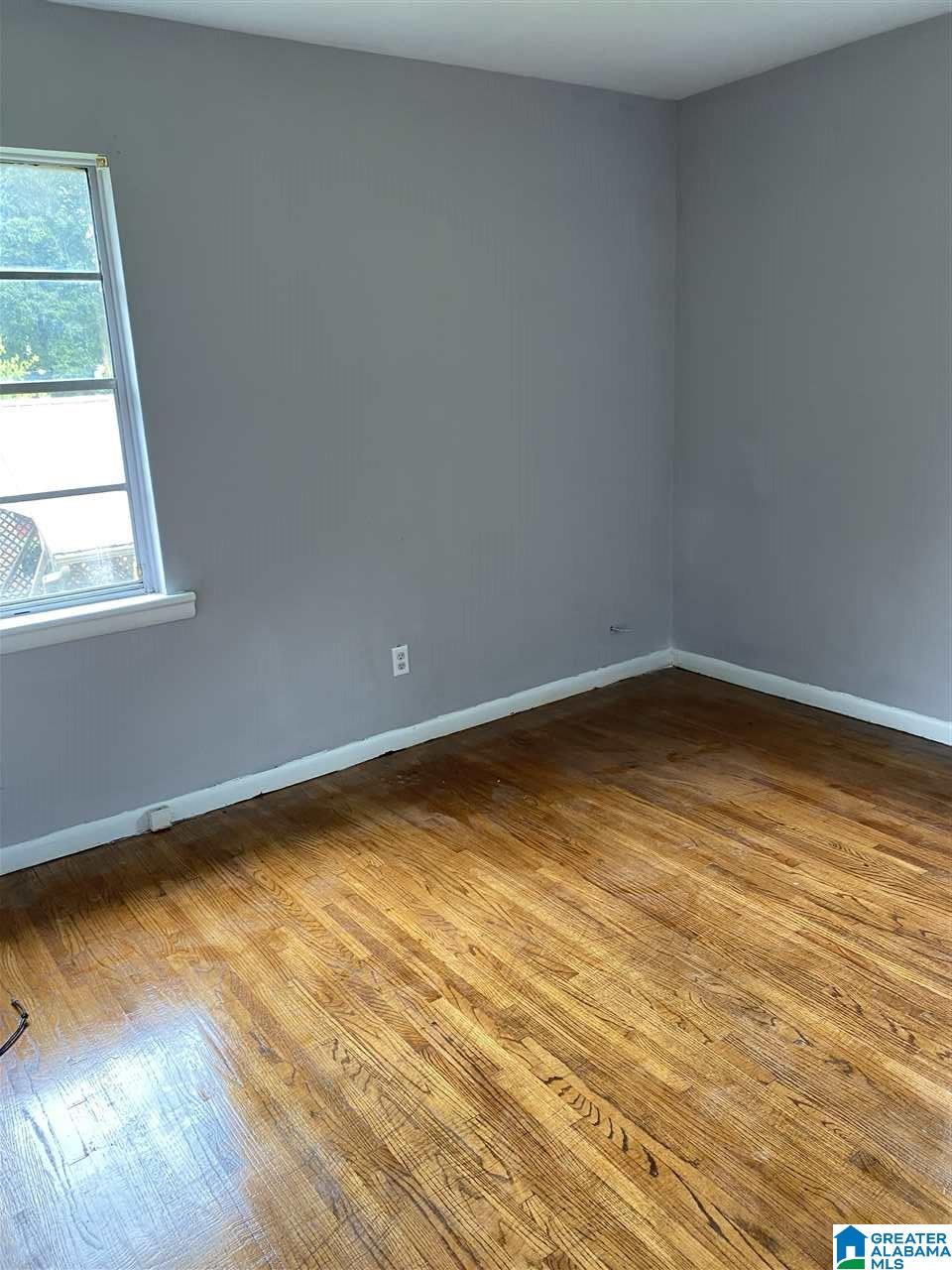1533 Maple Avenue Southwest Birmingham, AL 35211 - Photo 5 of 12