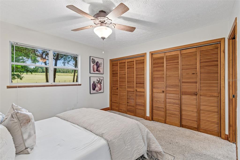 17345 Sweetwater Road Dade City, FL 33523 - Photo 14 of 77
