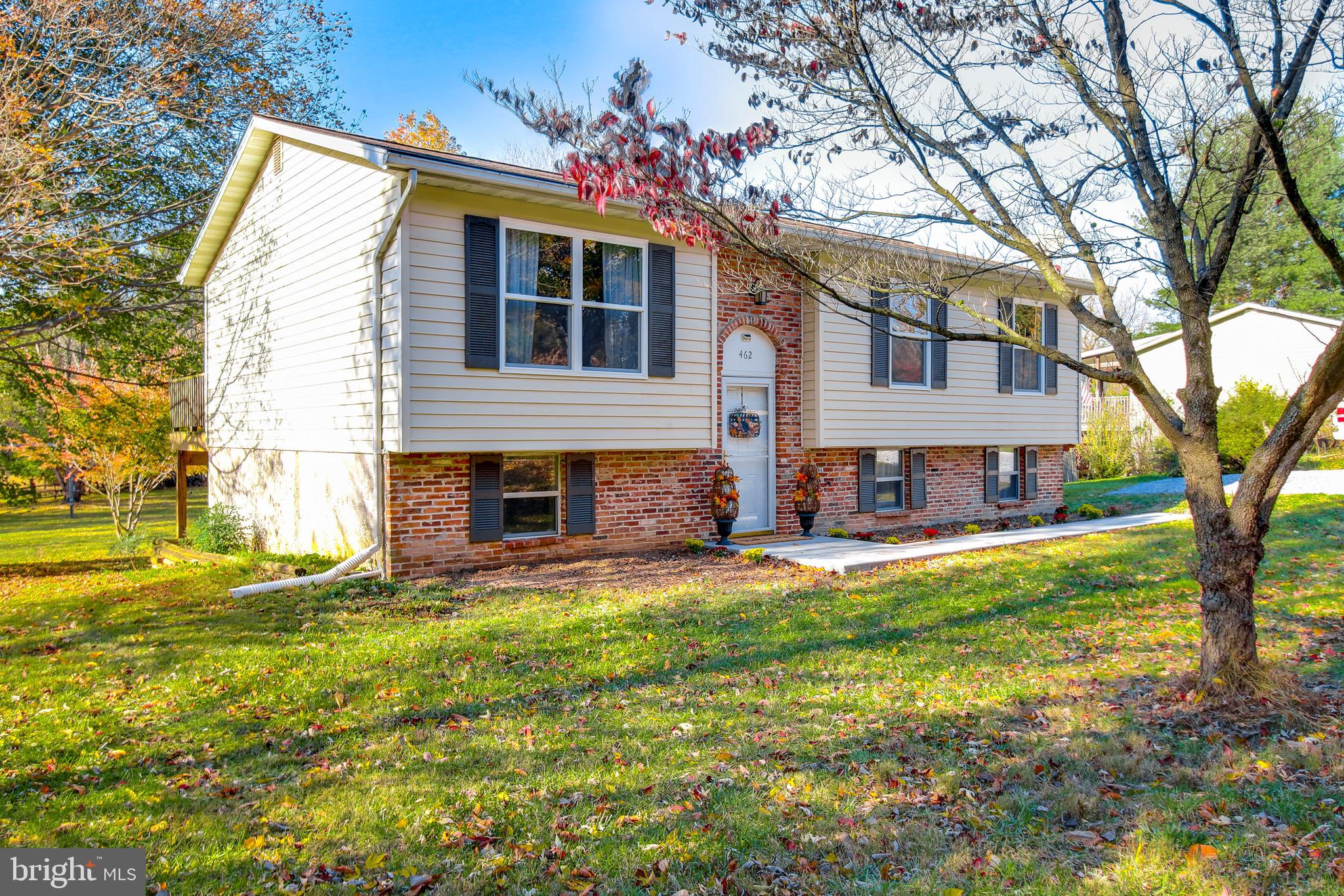 462 Ridge Road Westminster, MD 21157 - Photo 2 of 39 Front View 2