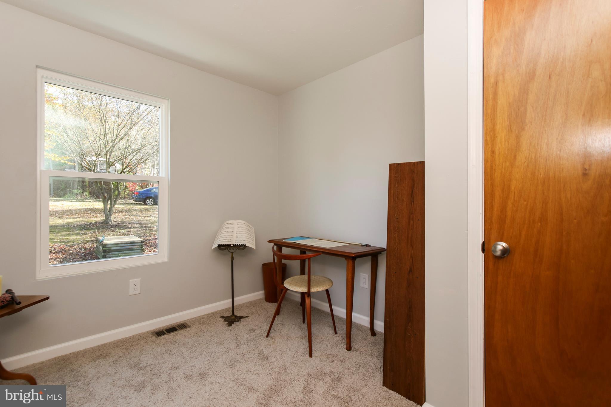 462 Ridge Road Westminster, MD 21157 - Photo 20 of 39 Bedroom 2