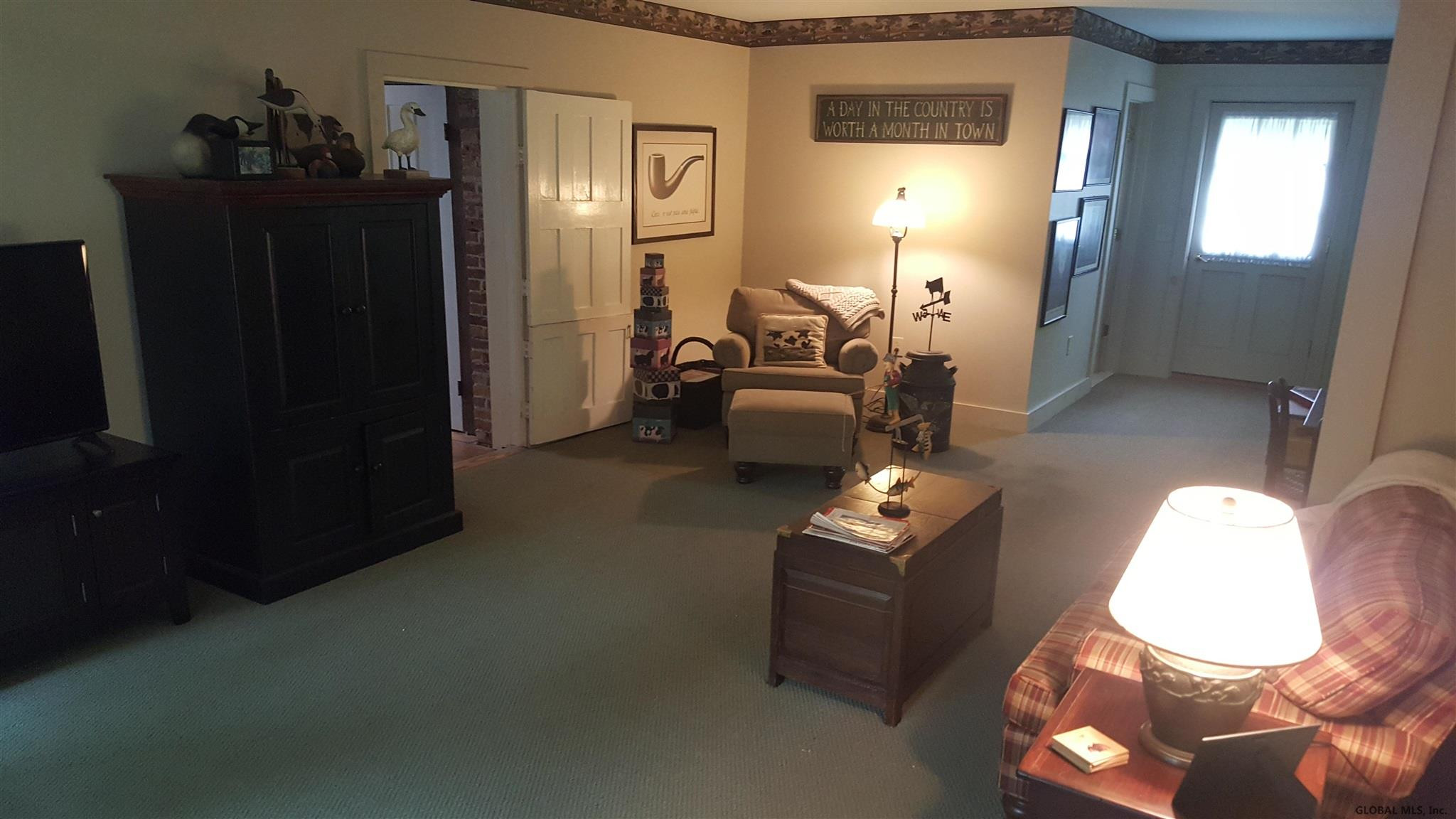 118 County Rt 59 Buskirk, NY 12028 - Photo 29 of 42 Family Room