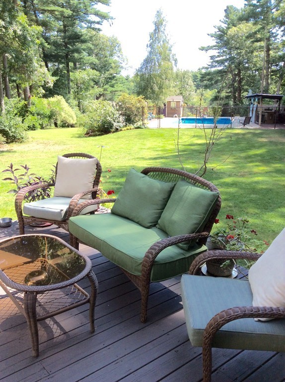 38 Peter Road Plymouth, MA 02360 - Photo 4 of 30 Gallery Image 4