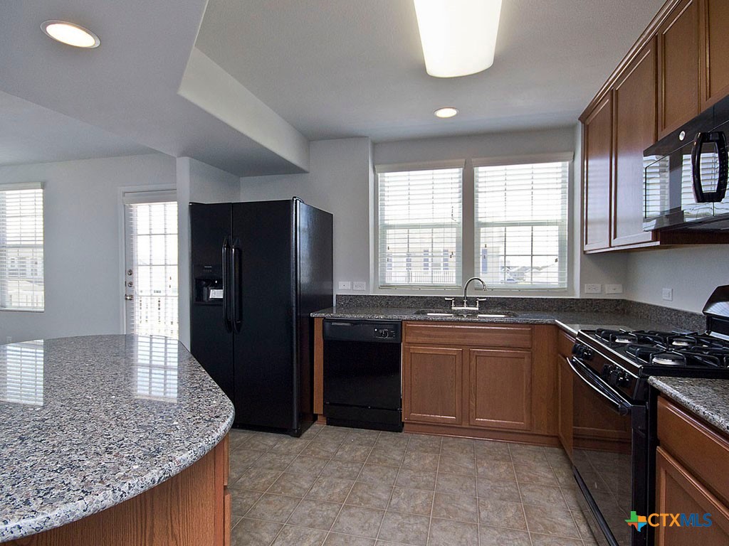 332 Trestle Tree, Unit AB San Marcos, TX 78666 - Photo 16 of 23