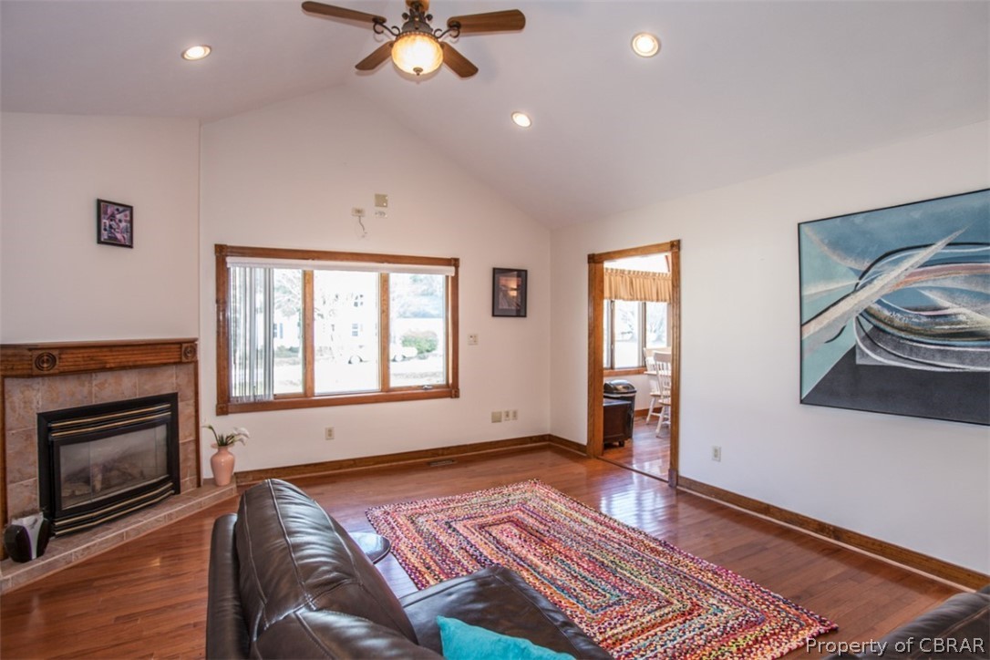 6646 Branch Road Hayes, VA 23072 - Photo 5 of 50 Gallery Image 5